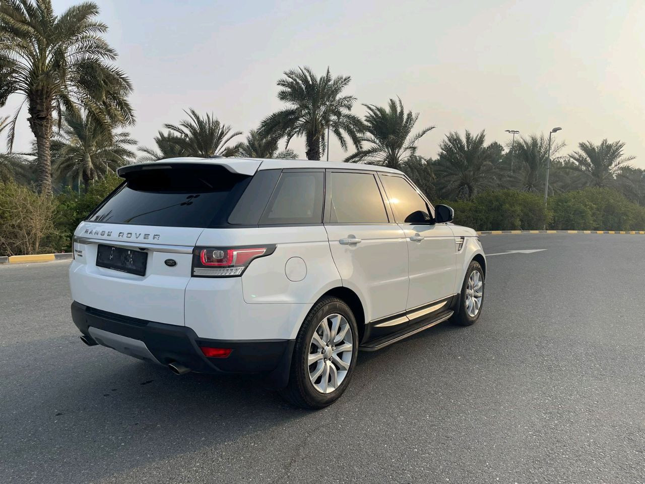 Range Rover Sport - Image 6