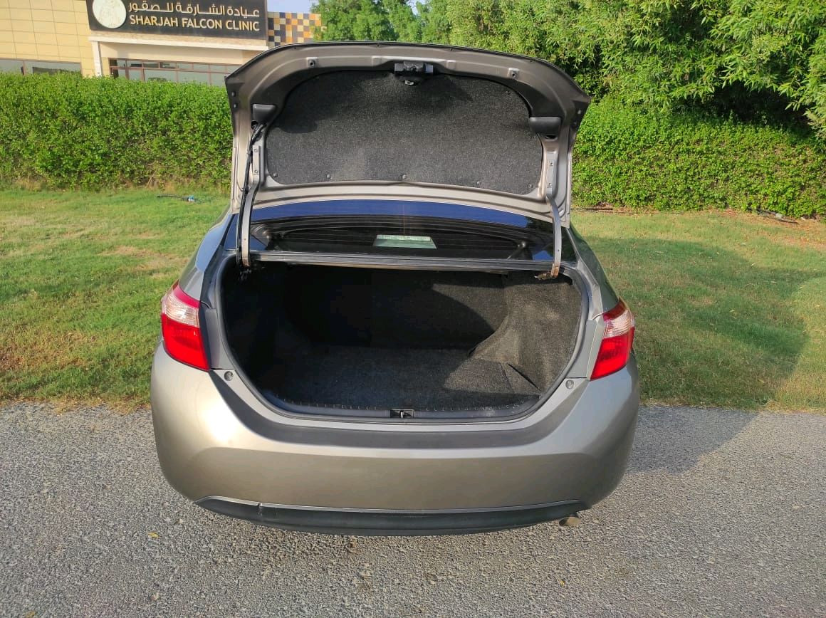 Toyota Corolla - Image 2