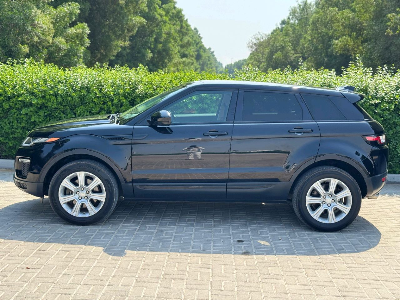 Range Rover Evoque - Image 8