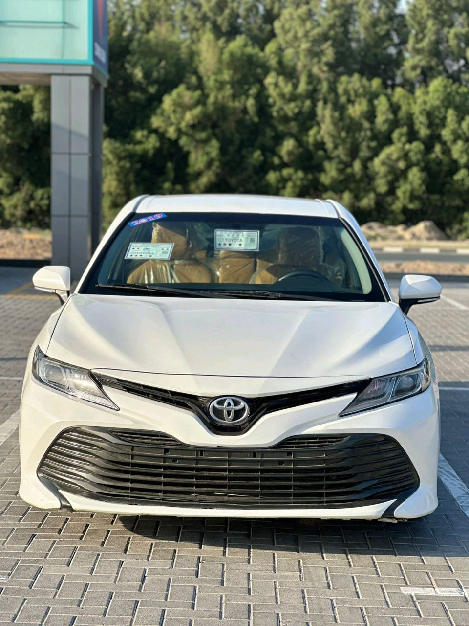 Toyota Camry - Image 8