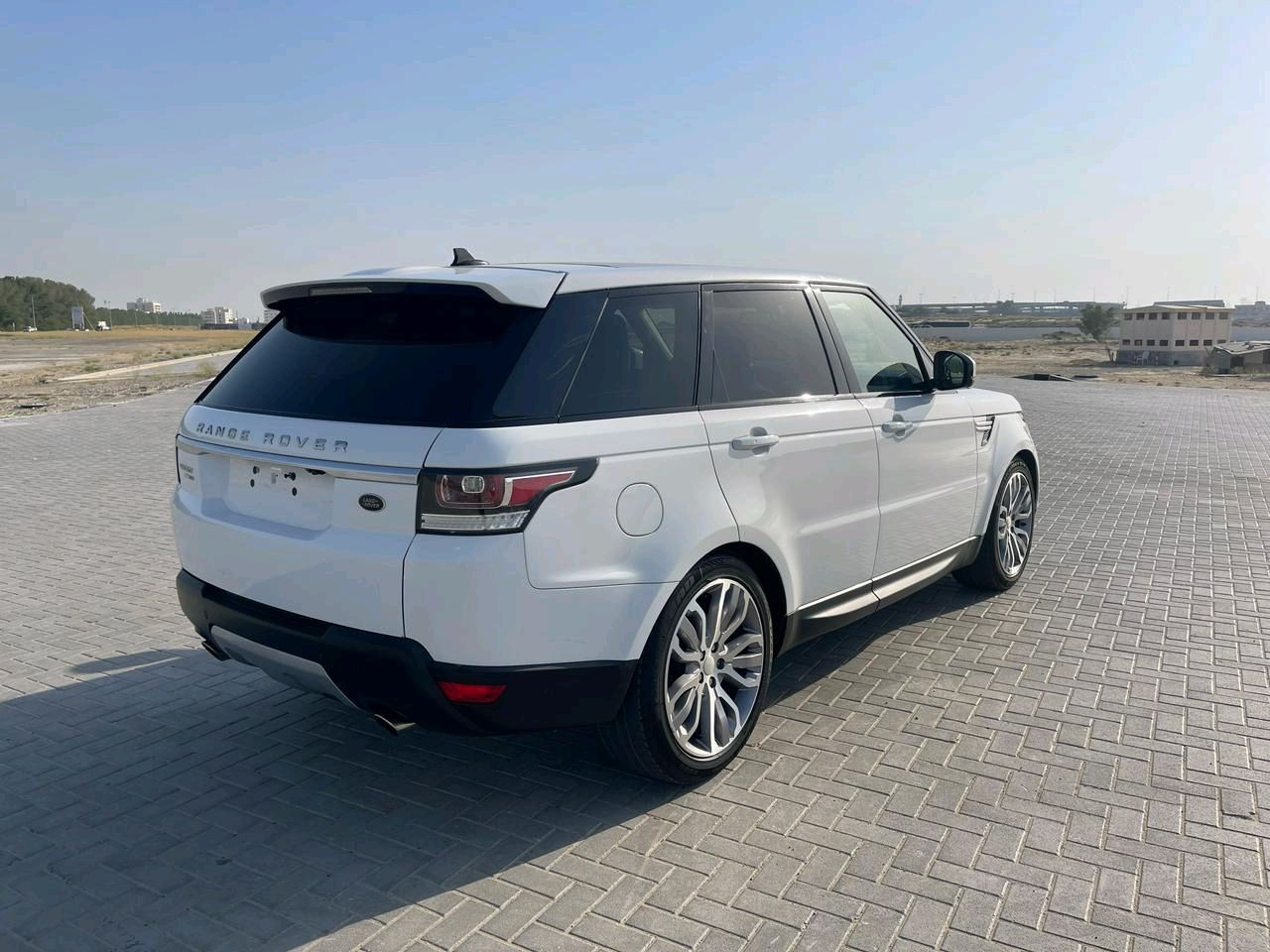 Range Rover Sport - Image 4