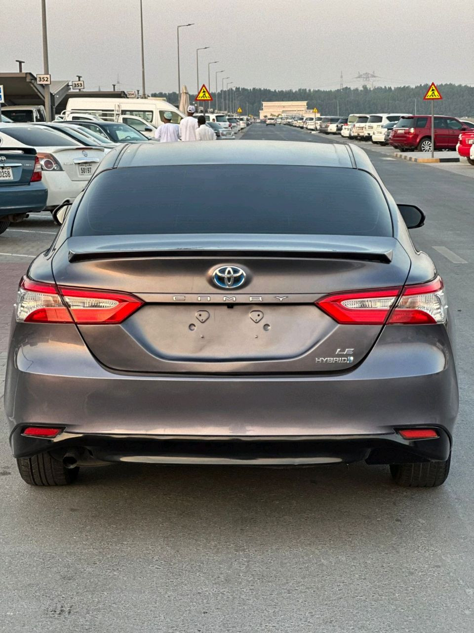 Toyota Camry - Image 11