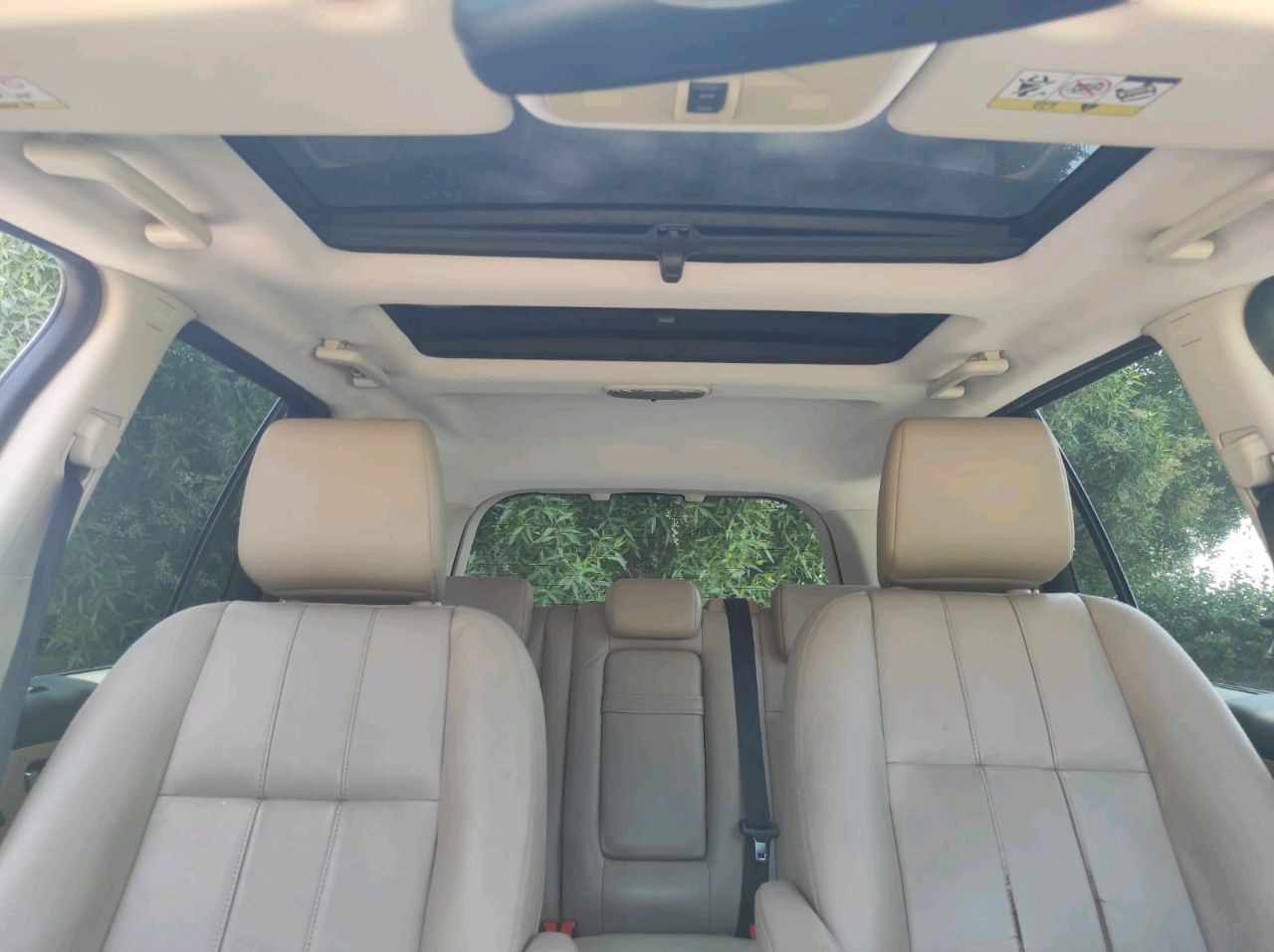 Land Rover LR2 - Image 5