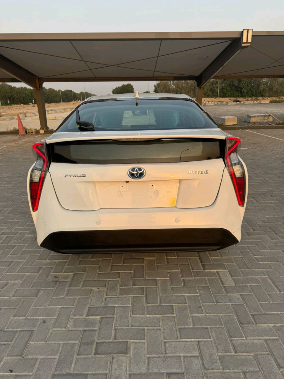 Toyota PRIUS - Image 4