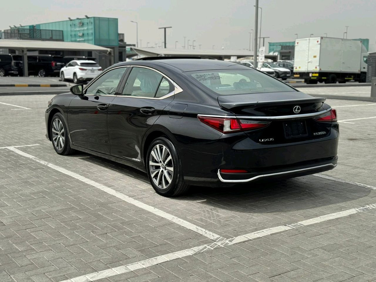 Lexus ES-Series - Image 4