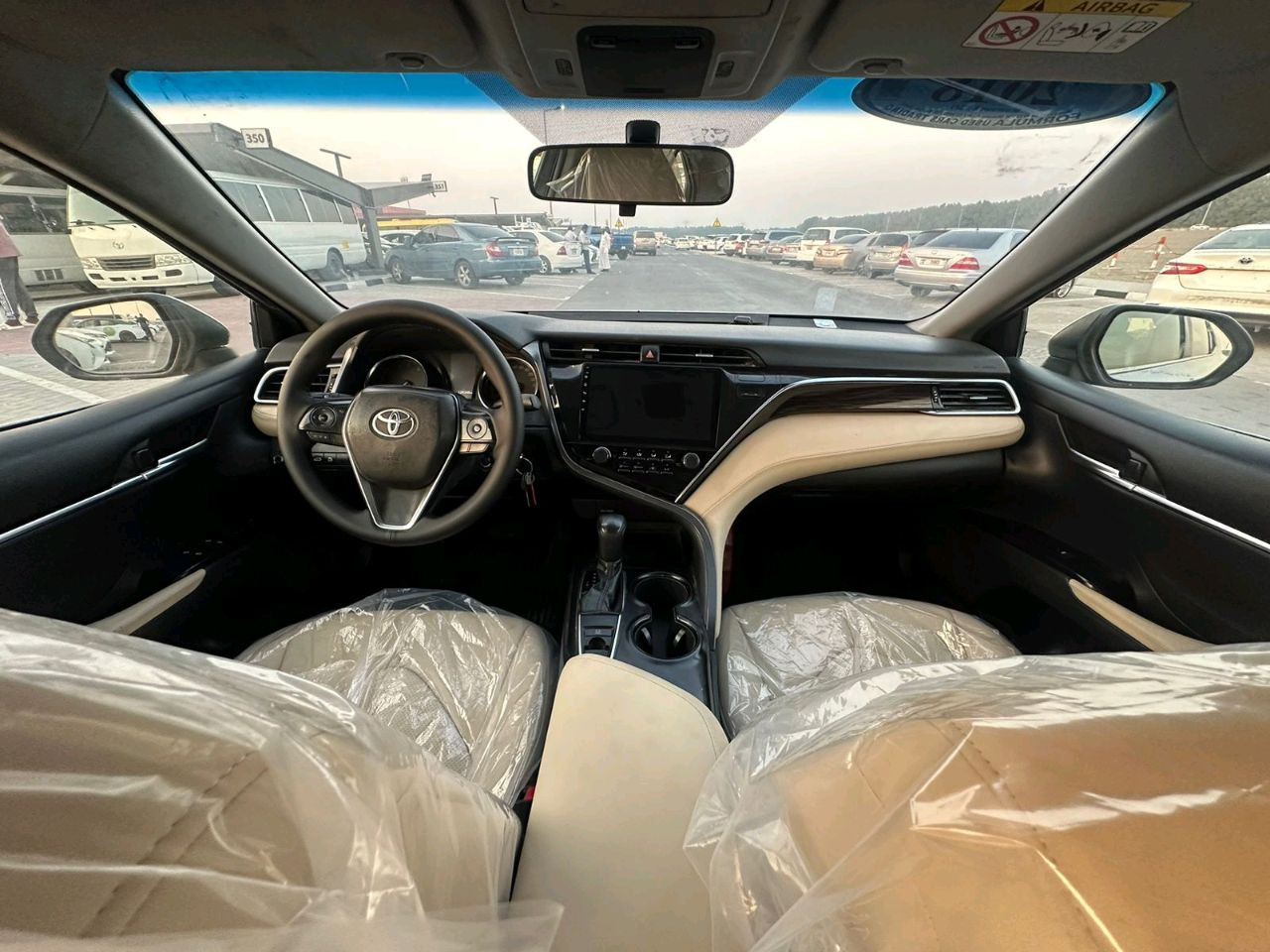 Toyota Camry - Image 11