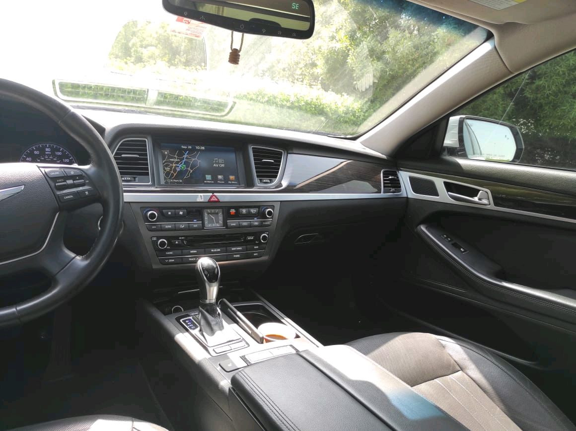 Genesis G 80 - Image 14