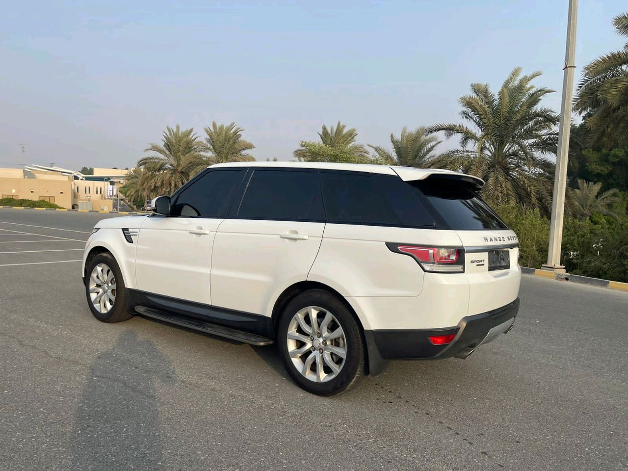 Range Rover Sport - Image 2
