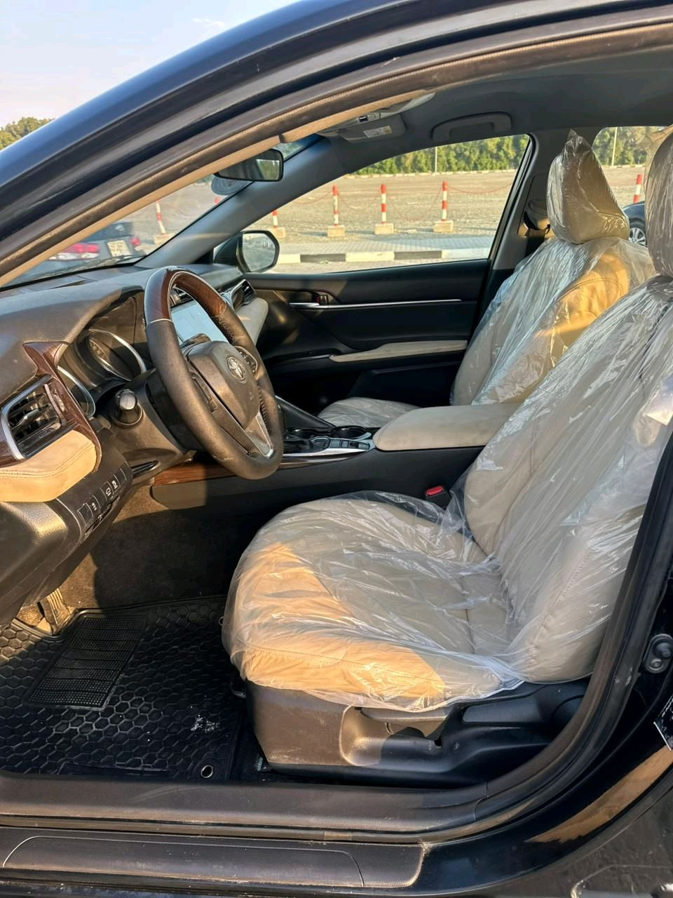 Toyota Camry - Image 4