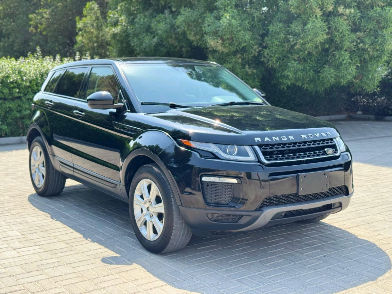 Range Rover Evoque - Image 12