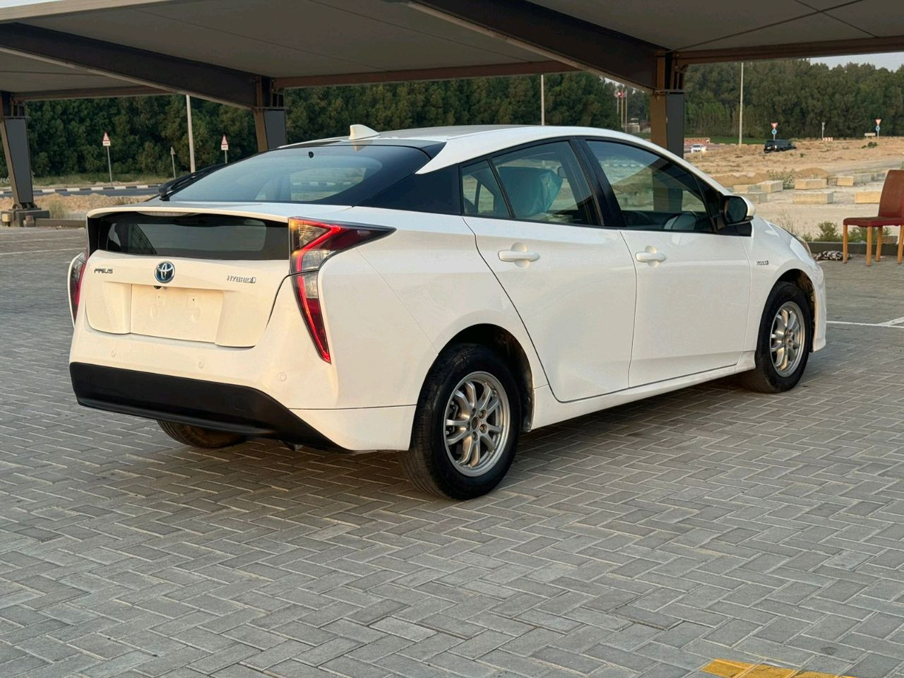 Toyota PRIUS - Image 3