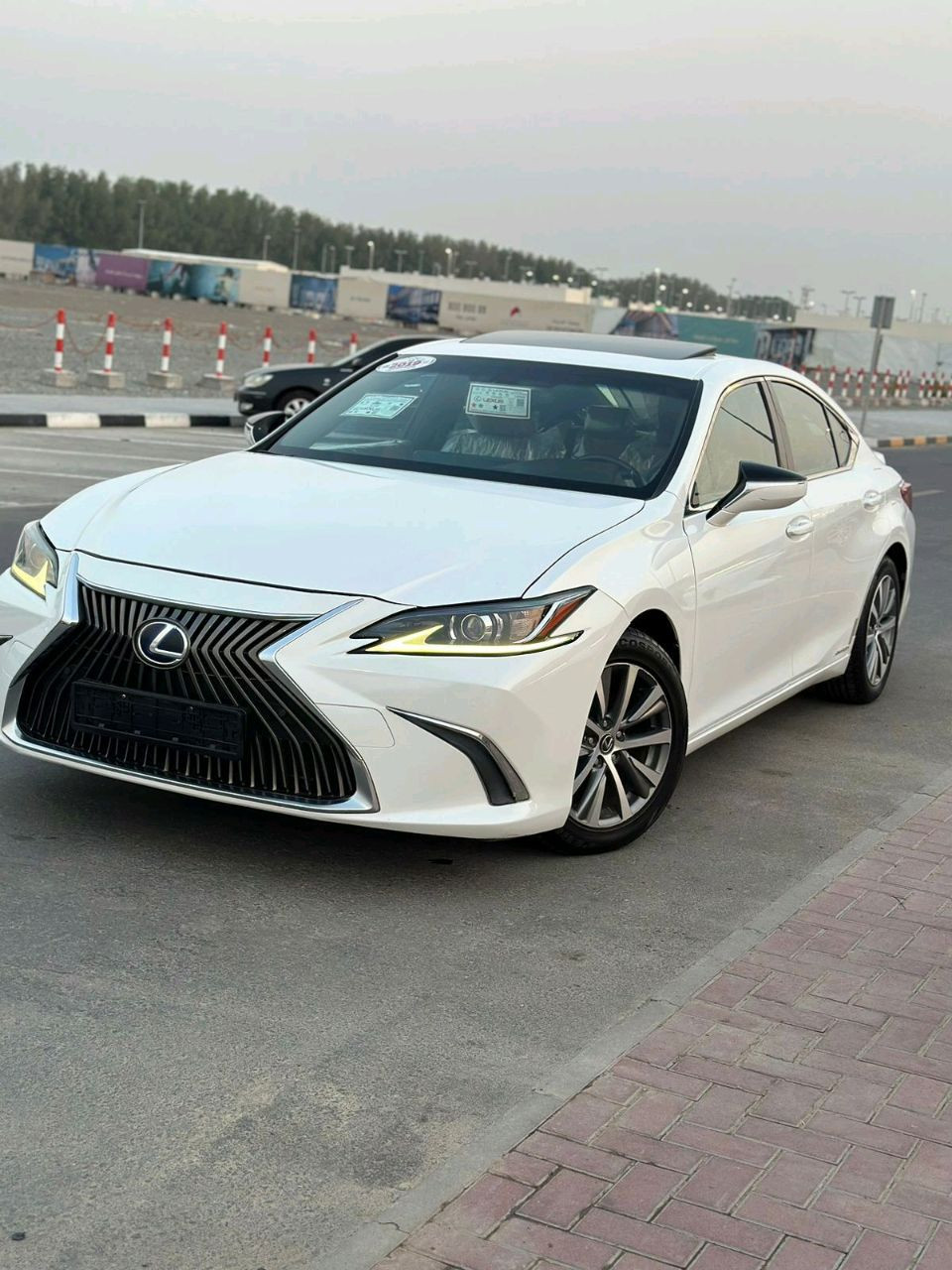 Lexus ES-Series - Image 4