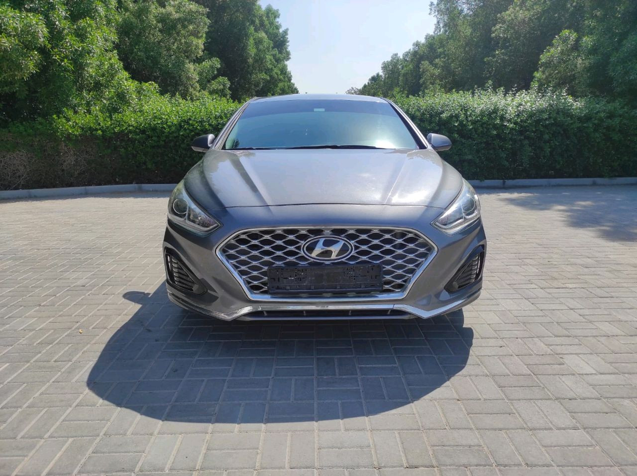 Hyundai Sonata - Image 9