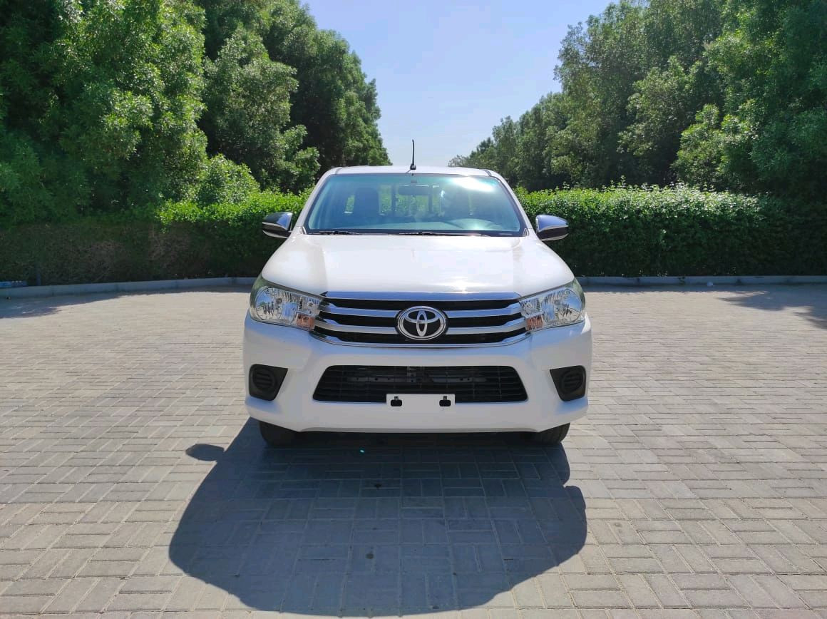 Toyota Hilux - Image 8