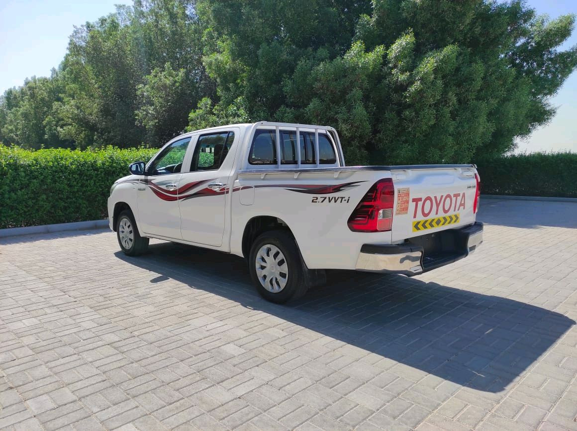 Toyota Hilux - Image 7
