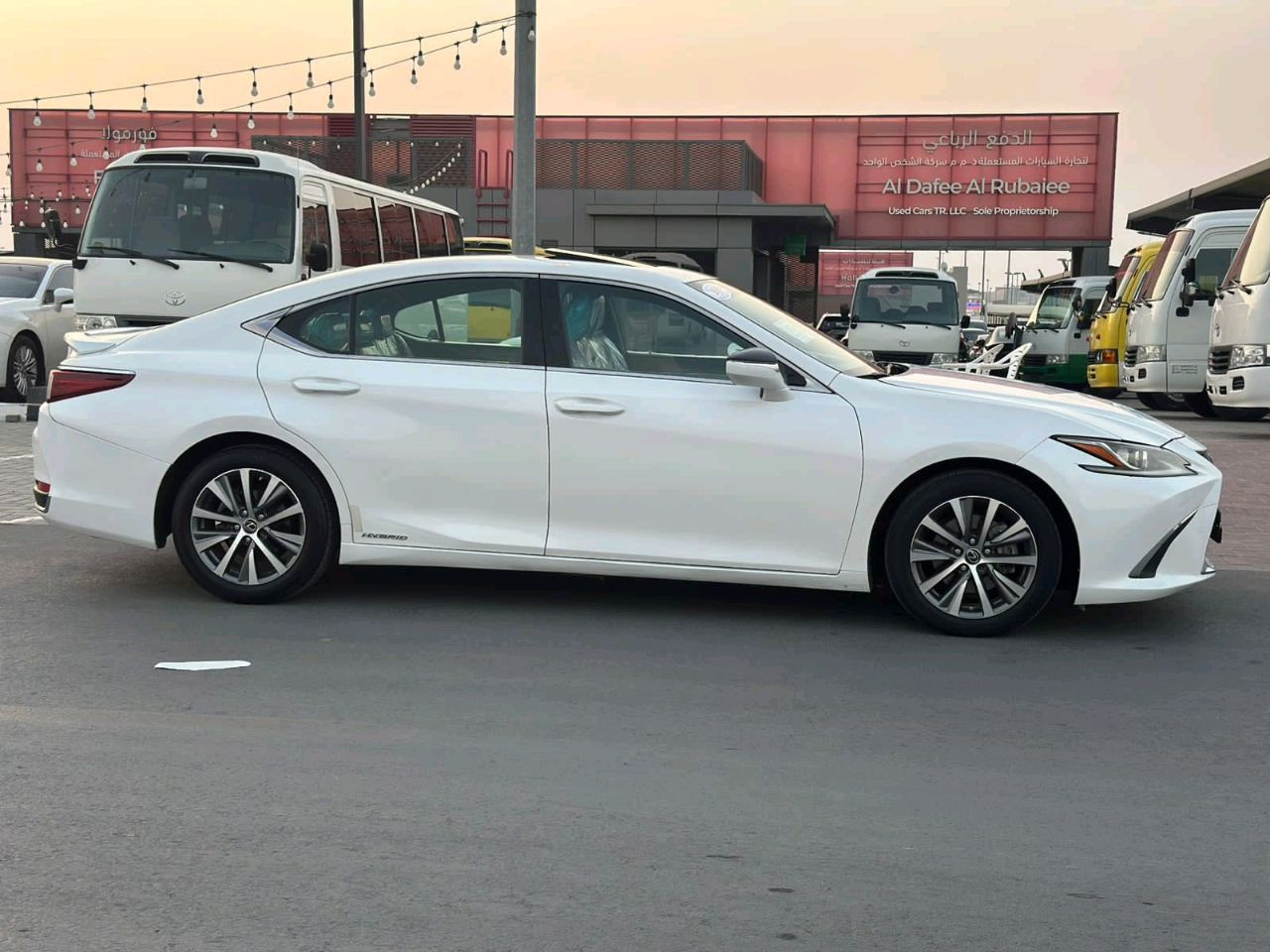Lexus ES-Series - Image 10