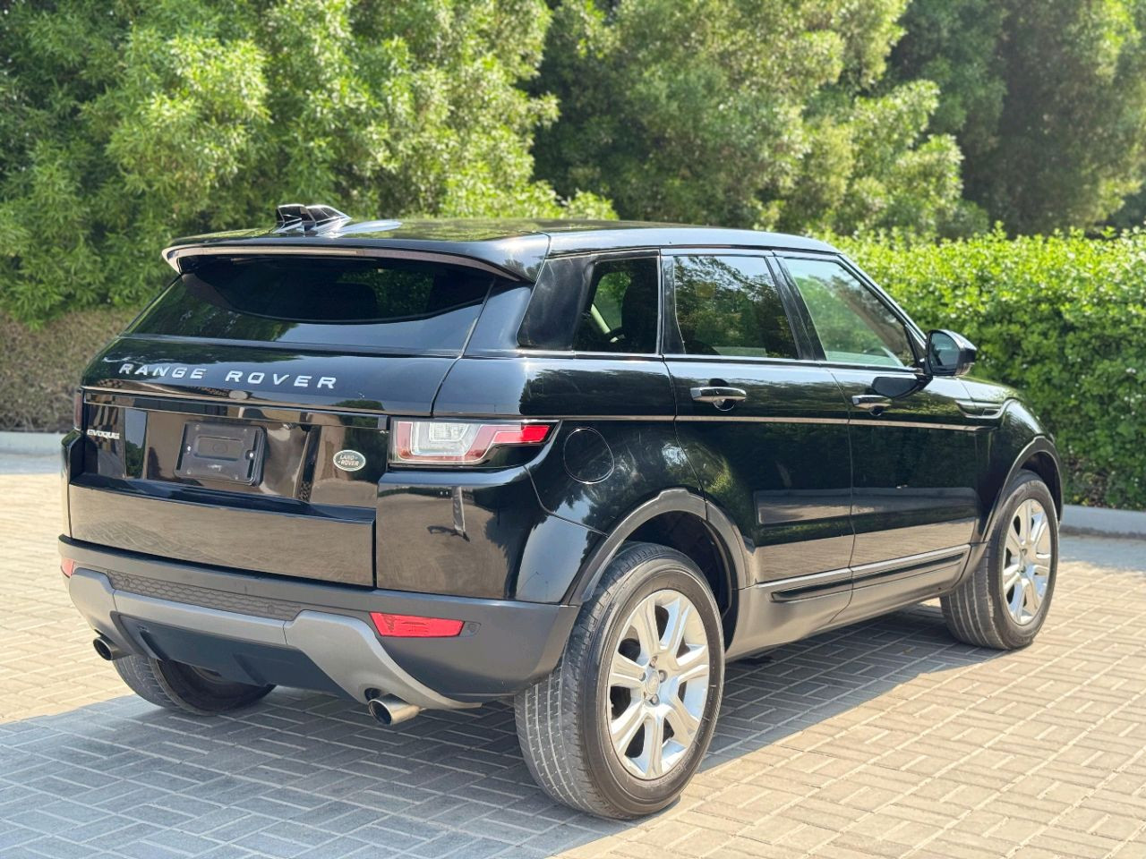 Range Rover Evoque - Image 10