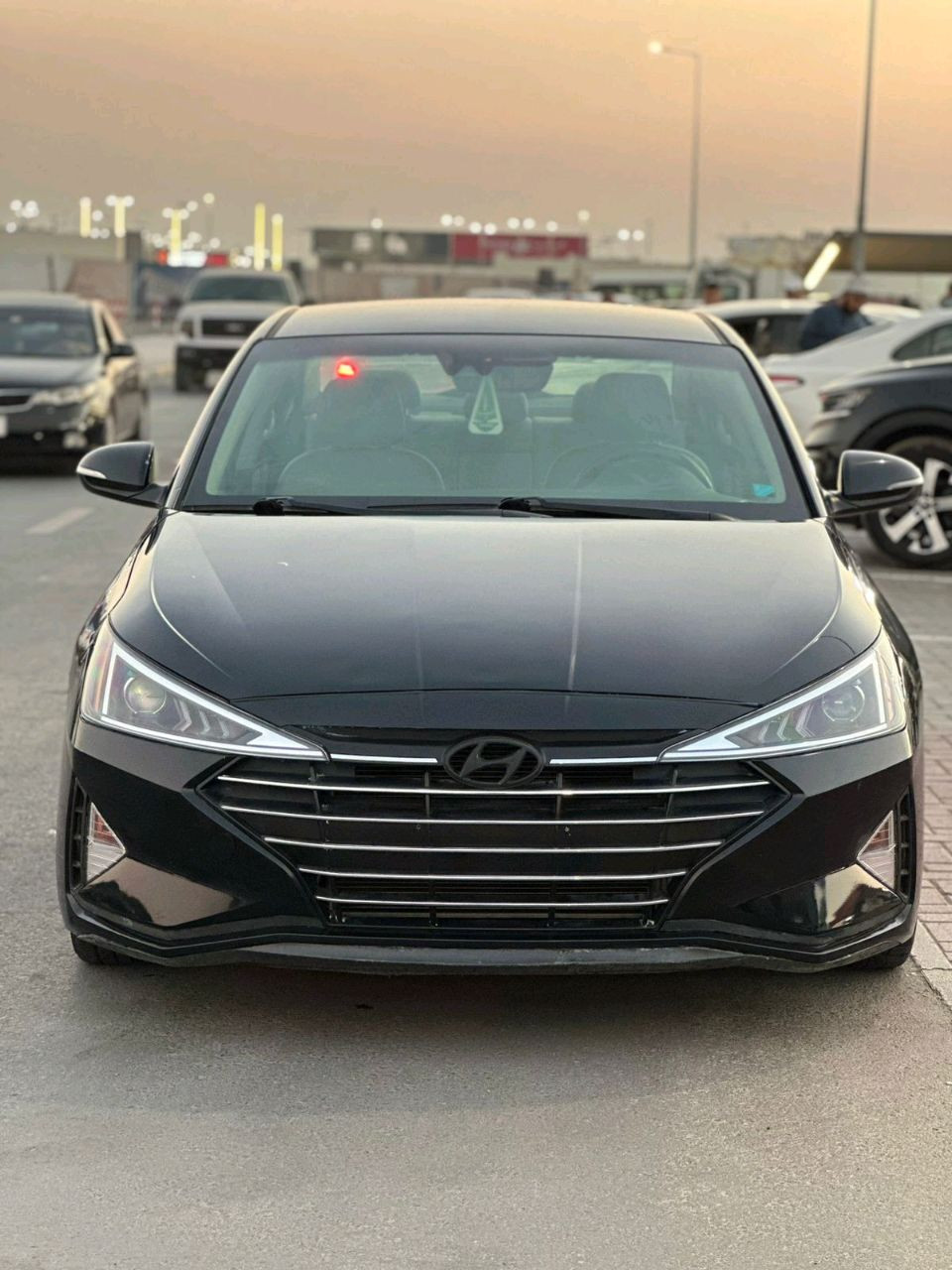 Hyundai Elantra - Image 10
