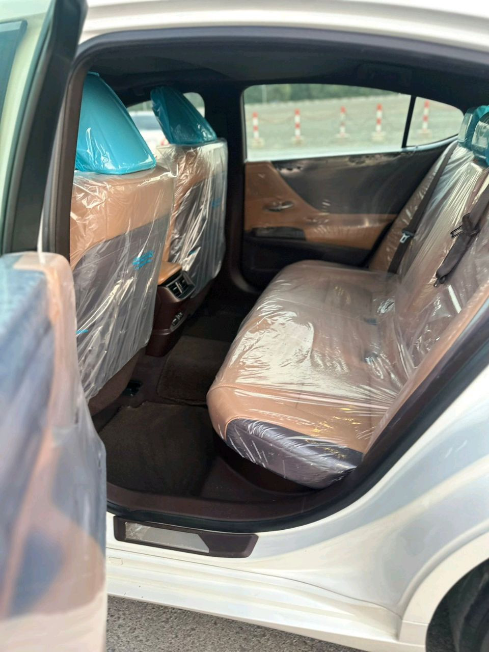 Lexus ES-Series - Image 6