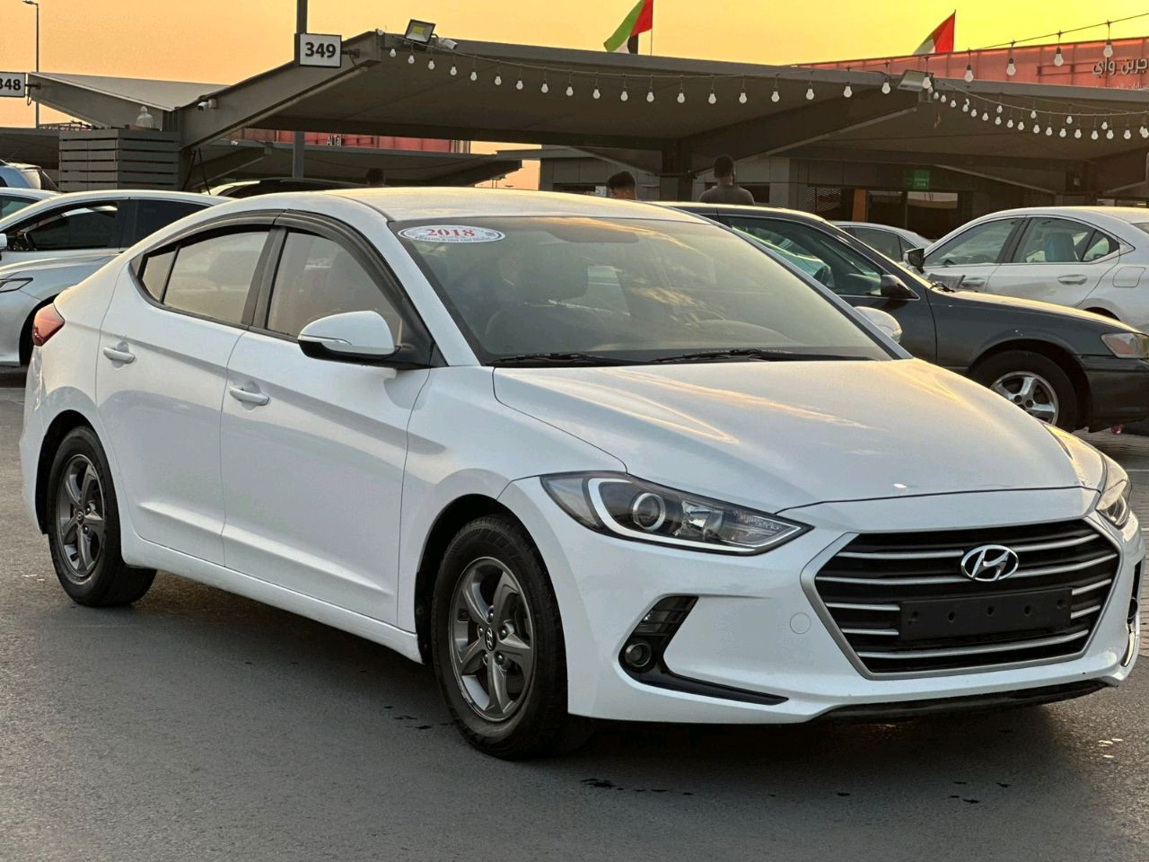 Hyundai Elantra - Image 10