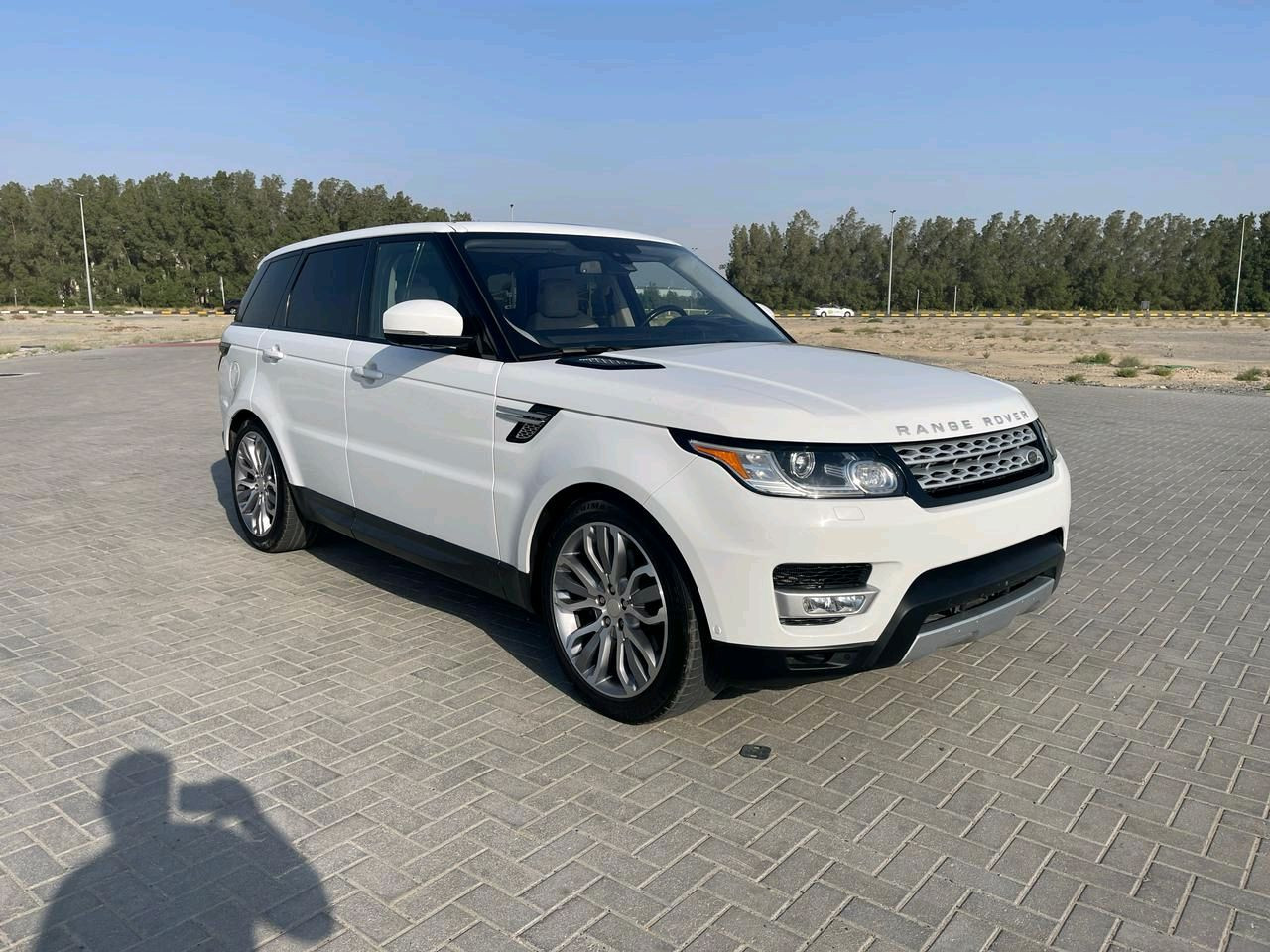 Range Rover Sport - Image 8