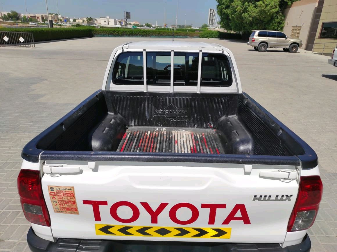 Toyota Hilux - Image 5