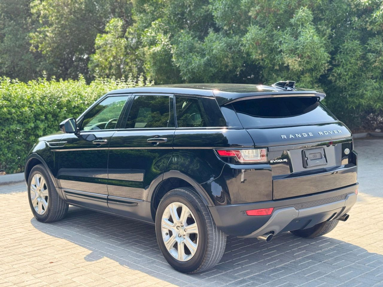 Range Rover Evoque - Image 3