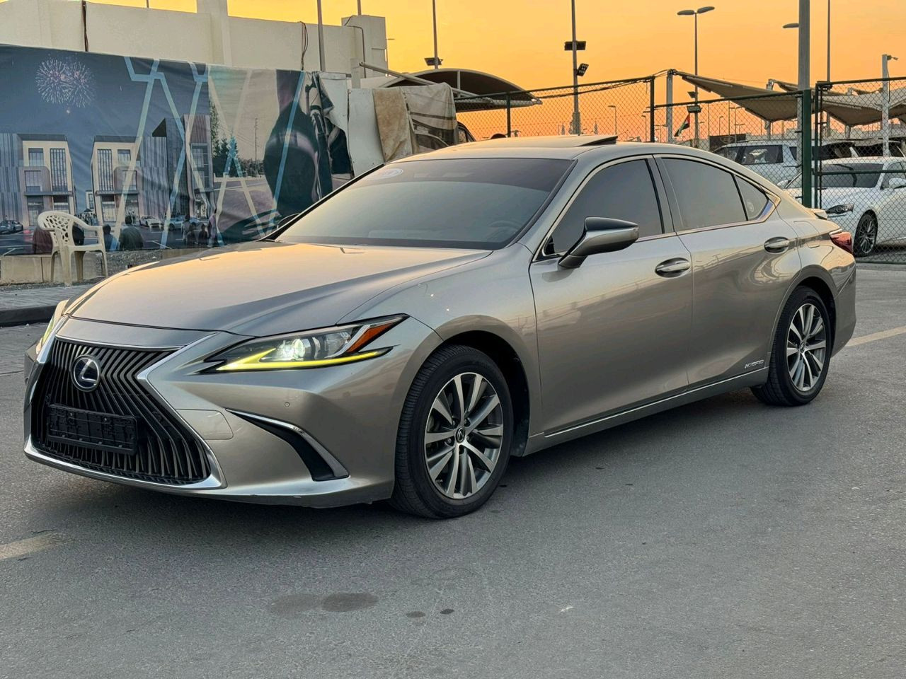 Lexus ES-Series - Image 2