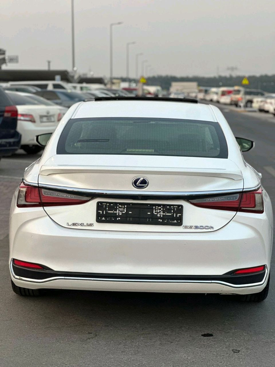Lexus ES-Series - Image 3