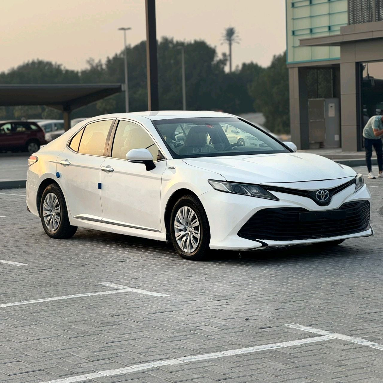 Toyota Camry - Image 3