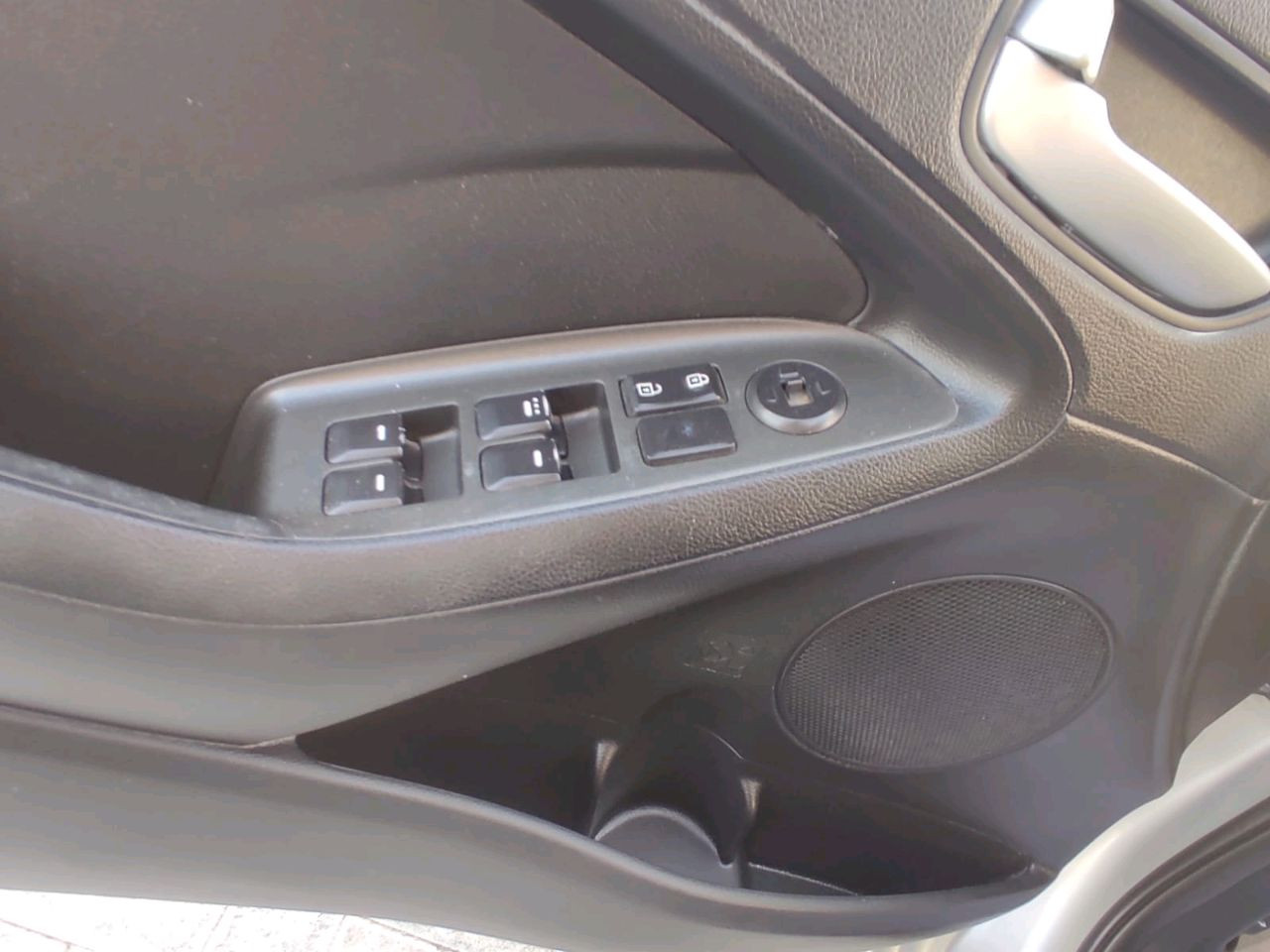KIA Cerato - Image 8