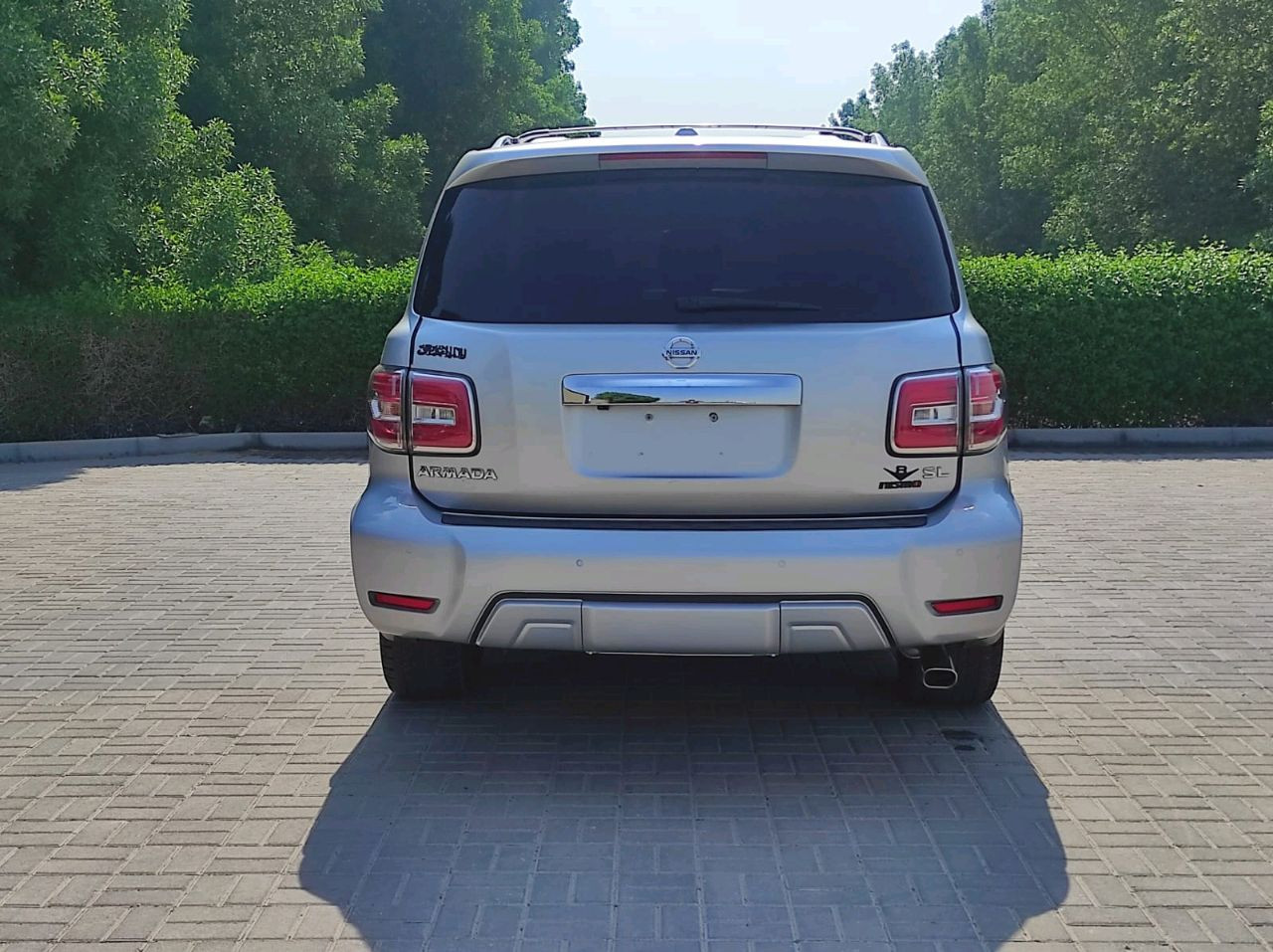 Nissan Armada - Image 11
