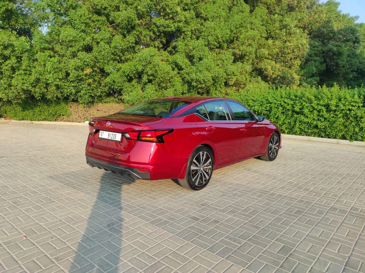Nissan Altima - Image 12