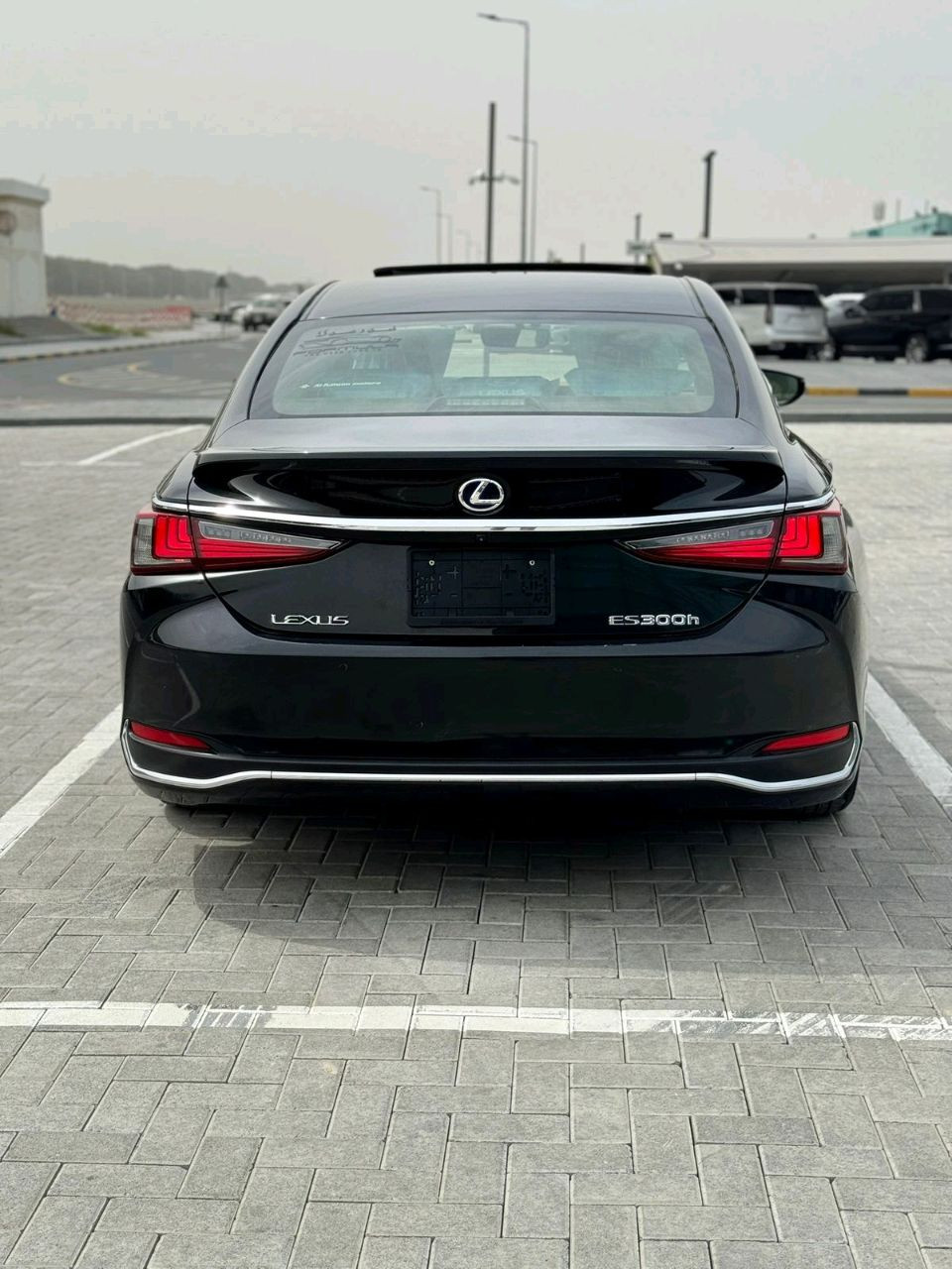 Lexus ES-Series - Image 3