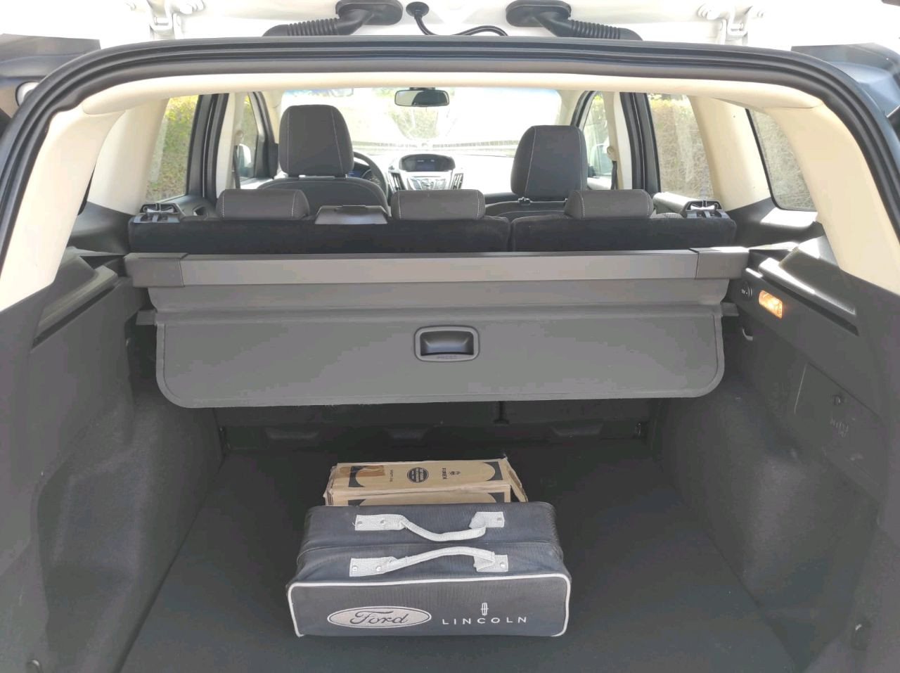 Ford Escape - Image 4