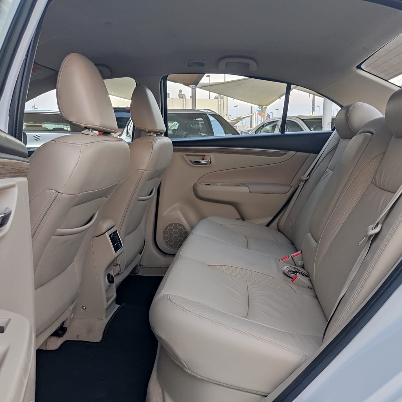 Suzuki Ciaz - Image 10
