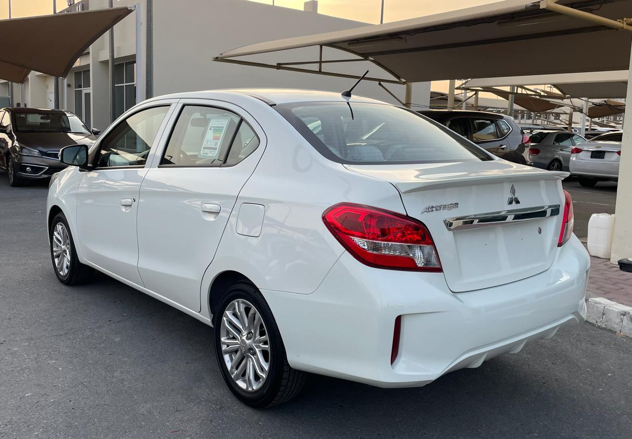 Mitsubishi Attrage - Image 4