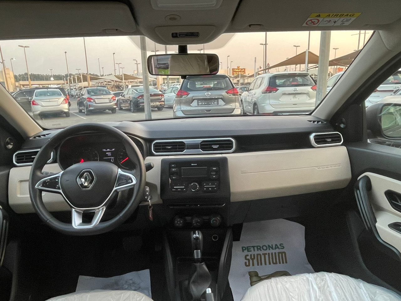 Renault Duster - Image 6