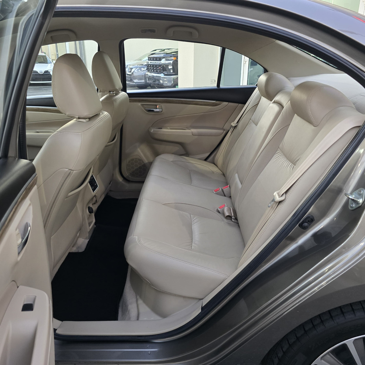 Suzuki Ciaz - Image 9