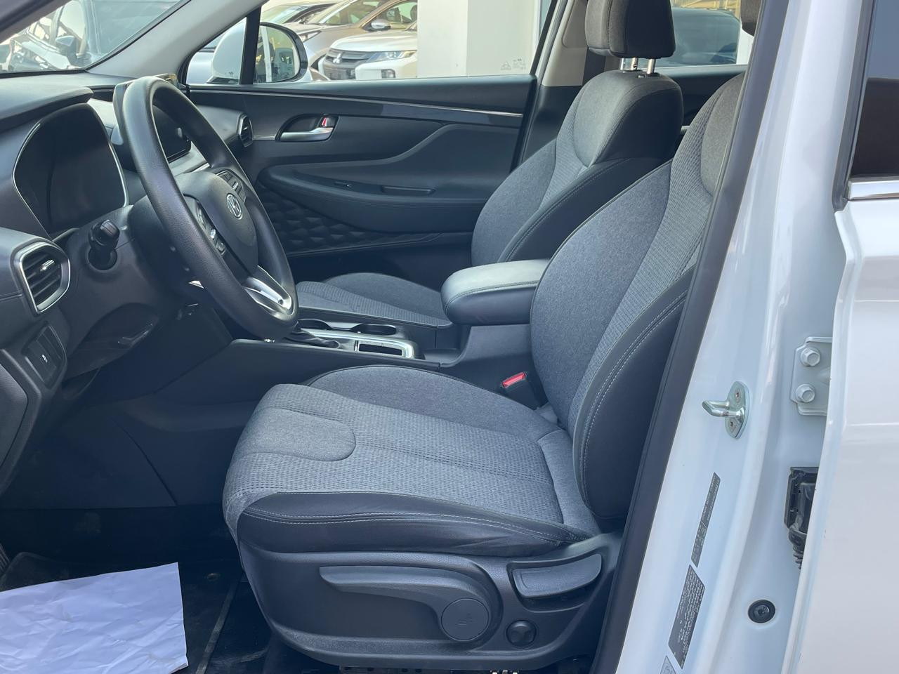 Hyundai Santa Fe - Image 10