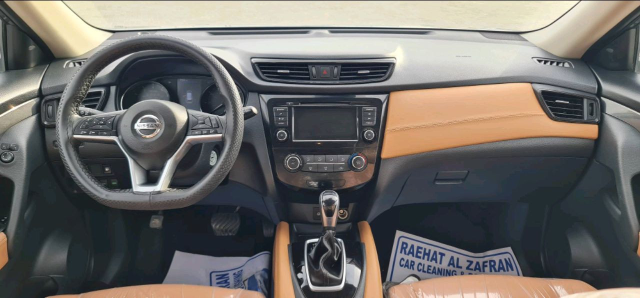 Nissan Rogue - Image 10
