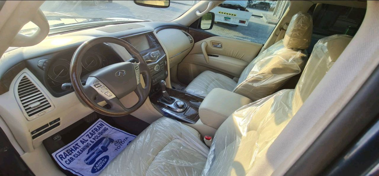 Infiniti QX80 - Image 12