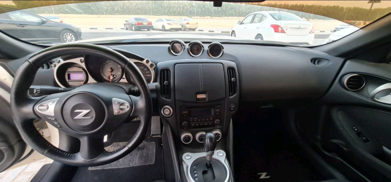 Nissan 370z - Image 9
