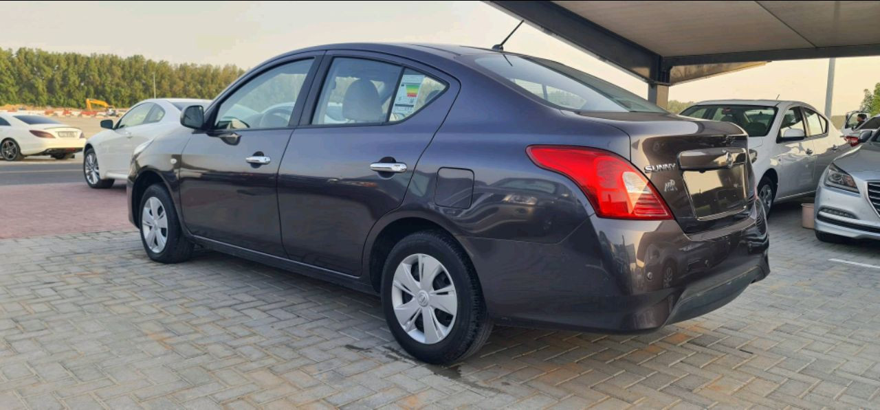 Nissan Sunny - Image 6