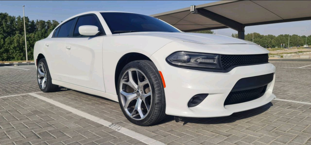 Dodge Charger - Image 4