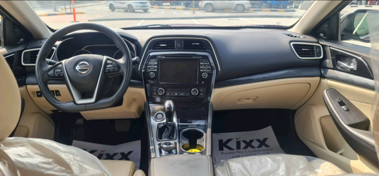 Nissan Maxima - Image 9