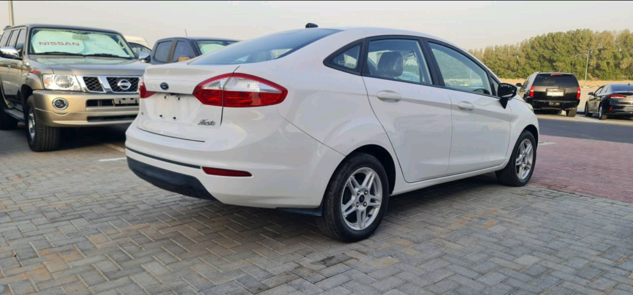 Ford Fiesta - Image 7