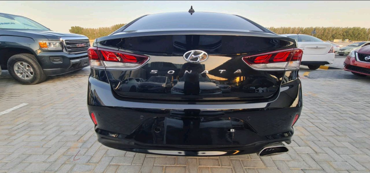 Hyundai Sonata - Image 5