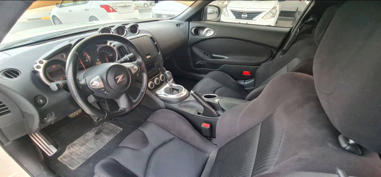Nissan 370z - Image 8