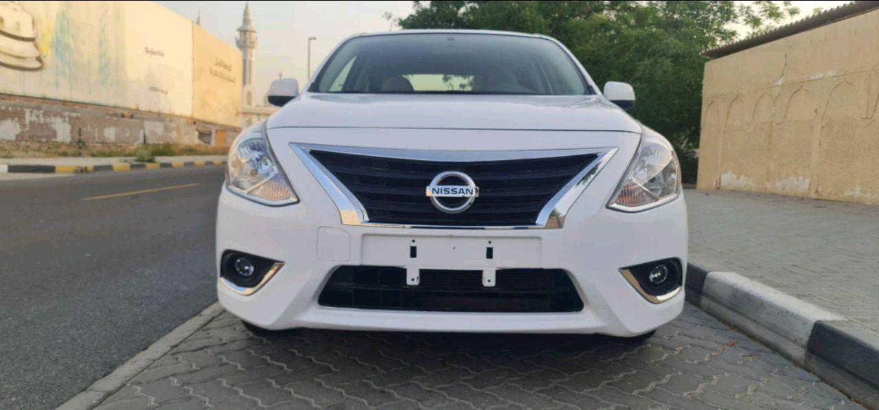 Nissan Sunny - Image 10